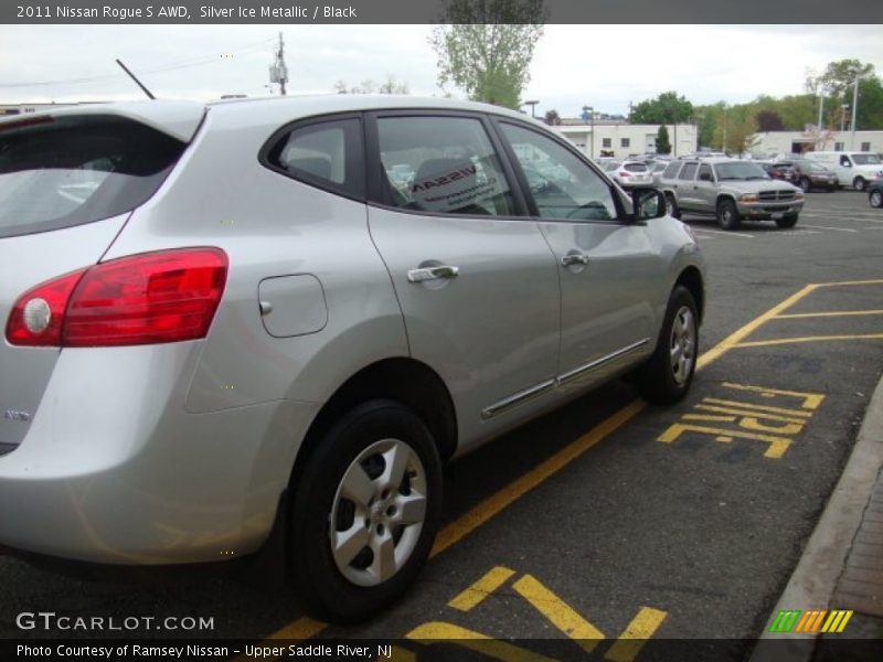 Silver Ice Metallic / Black 2011 Nissan Rogue S AWD