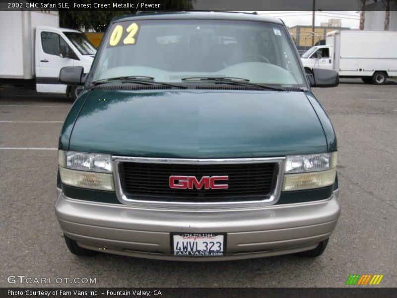 Forest Green Metallic / Pewter 2002 GMC Safari SLE