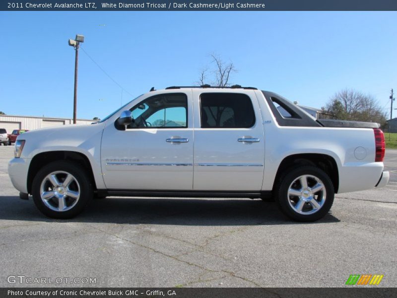 White Diamond Tricoat / Dark Cashmere/Light Cashmere 2011 Chevrolet Avalanche LTZ