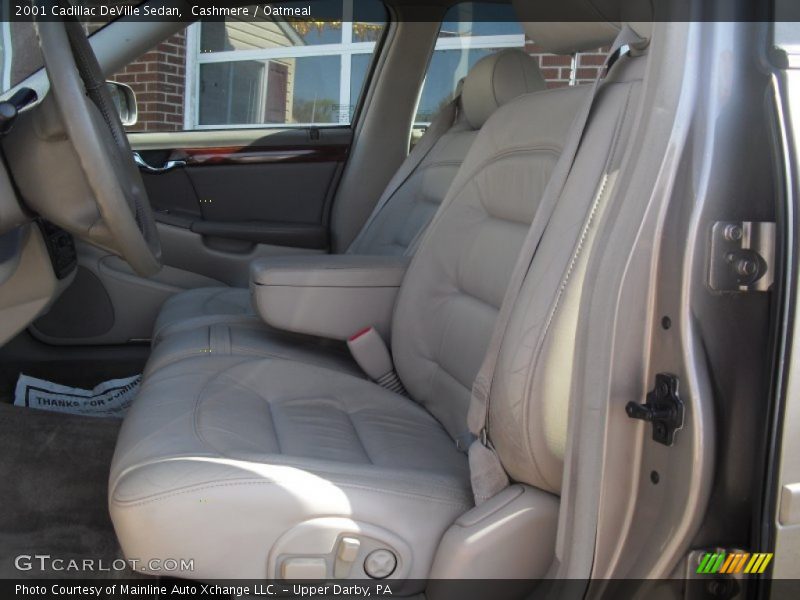 Cashmere / Oatmeal 2001 Cadillac DeVille Sedan