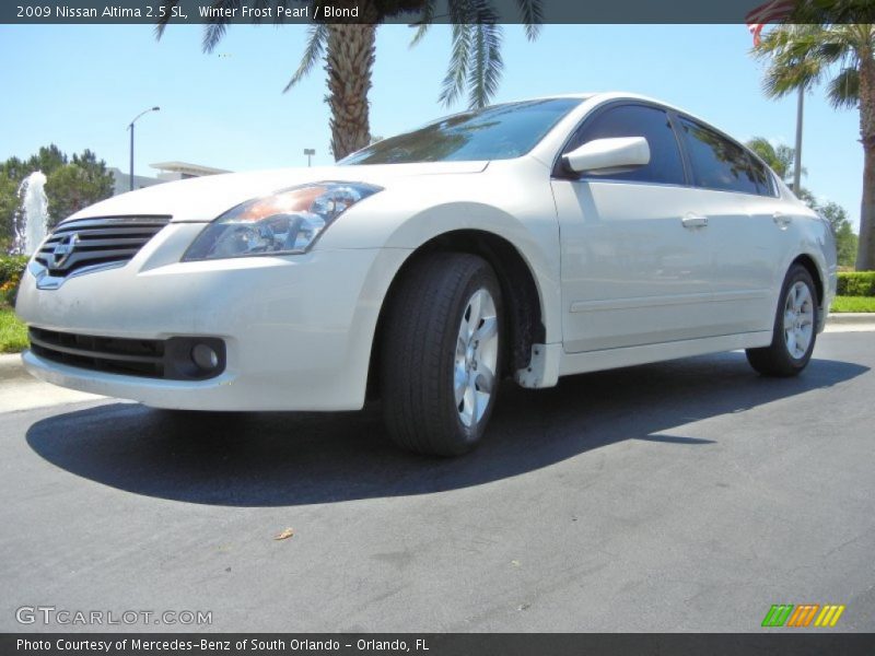 Winter Frost Pearl / Blond 2009 Nissan Altima 2.5 SL