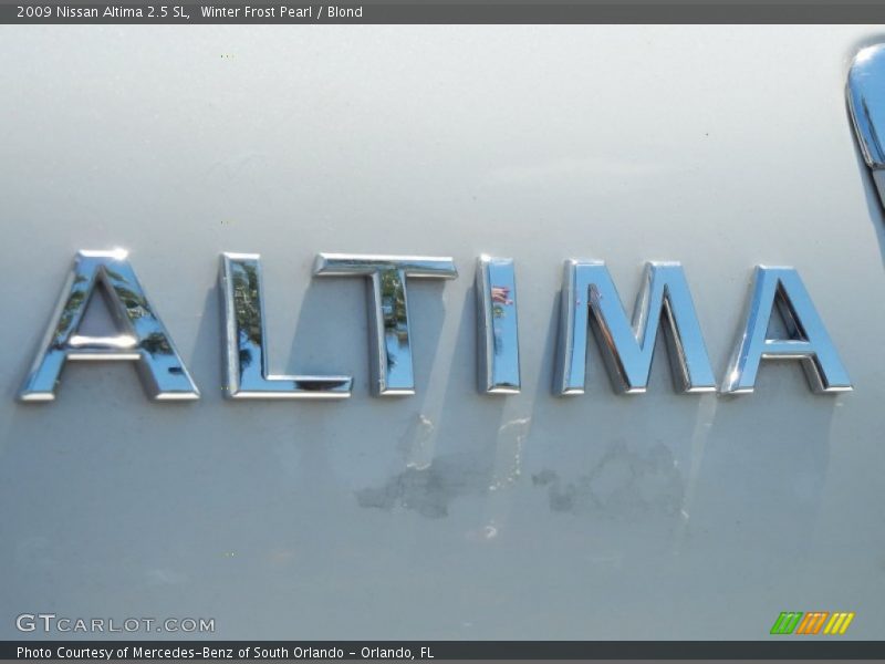 Winter Frost Pearl / Blond 2009 Nissan Altima 2.5 SL