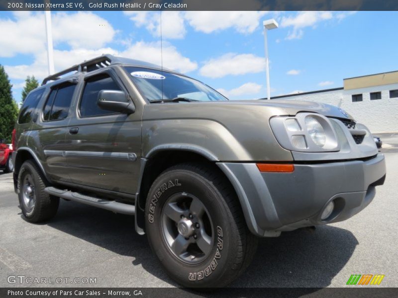 Gold Rush Metallic / Gray Celadon 2002 Nissan Xterra SE V6