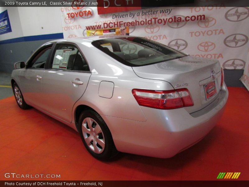 Classic Silver Metallic / Ash 2009 Toyota Camry LE