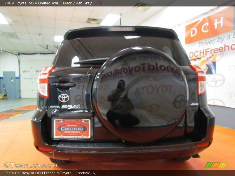 Black / Ash Gray 2009 Toyota RAV4 Limited 4WD