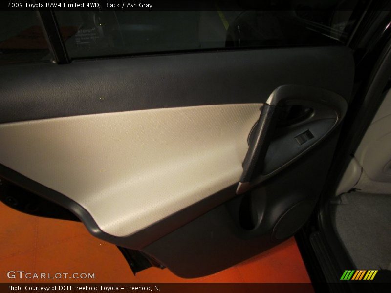 Black / Ash Gray 2009 Toyota RAV4 Limited 4WD