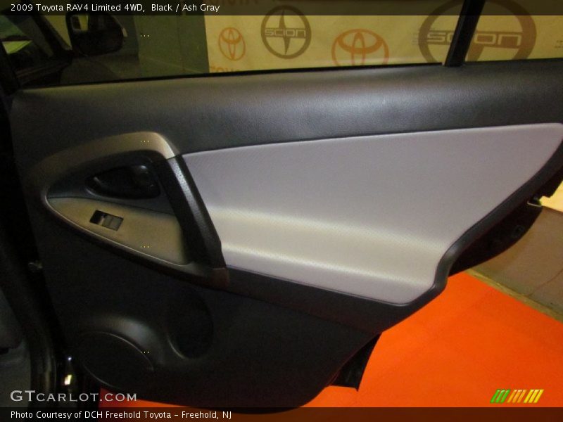 Black / Ash Gray 2009 Toyota RAV4 Limited 4WD