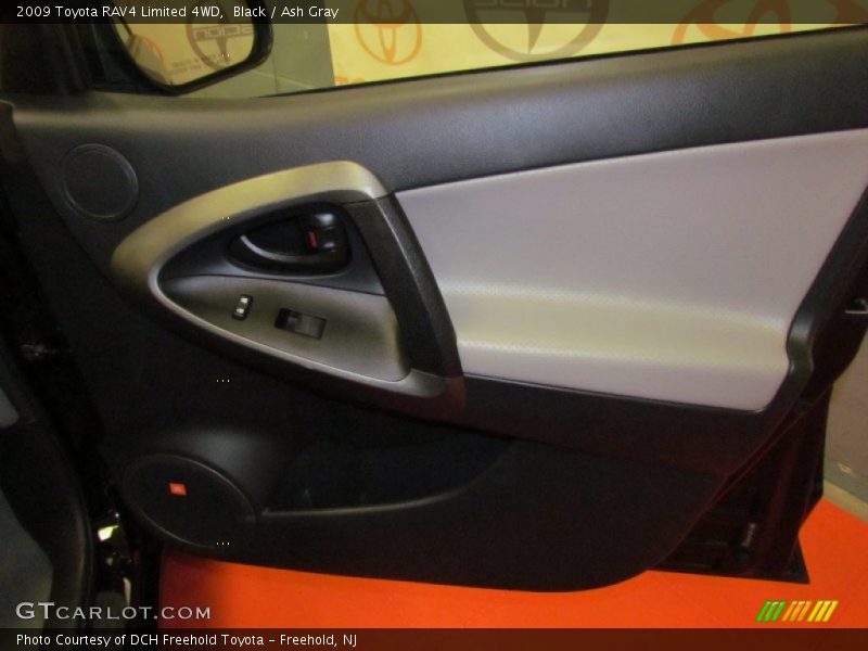 Black / Ash Gray 2009 Toyota RAV4 Limited 4WD