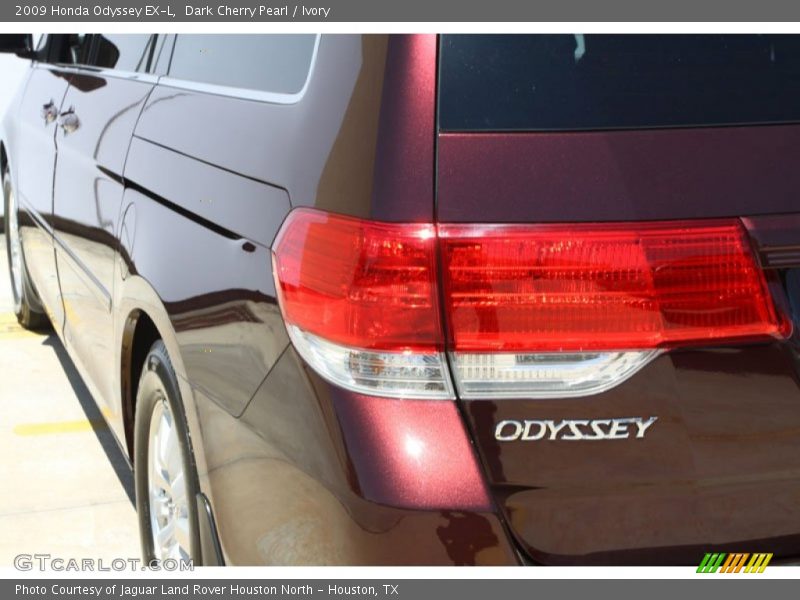 Dark Cherry Pearl / Ivory 2009 Honda Odyssey EX-L