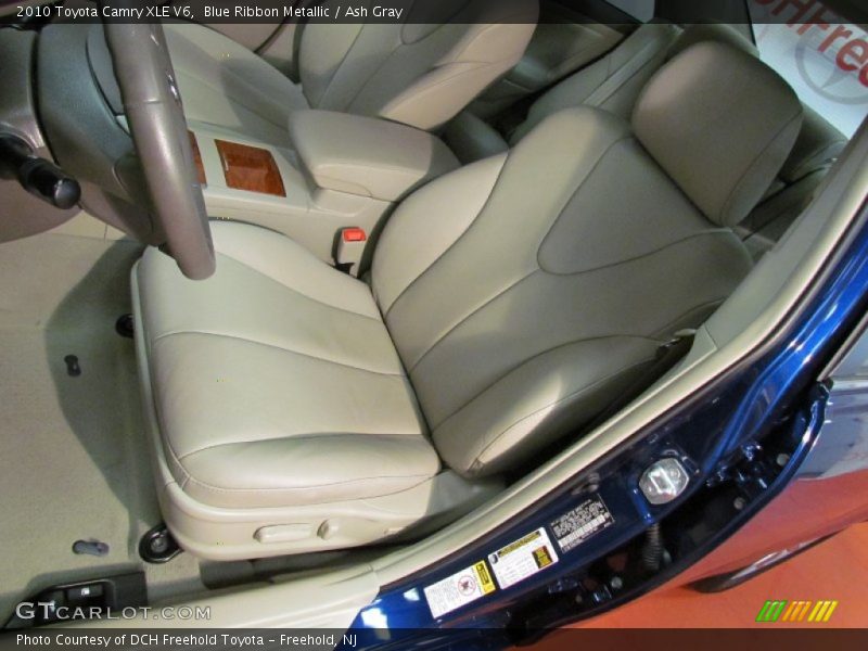 Blue Ribbon Metallic / Ash Gray 2010 Toyota Camry XLE V6