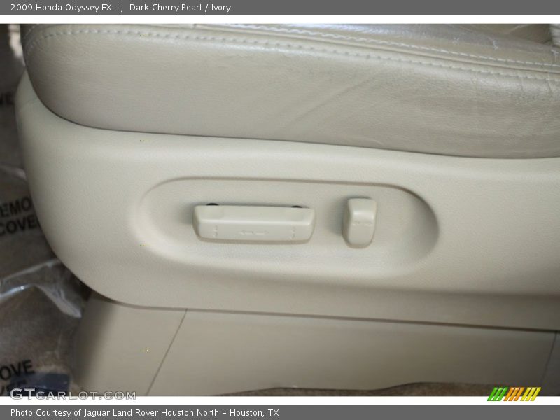Dark Cherry Pearl / Ivory 2009 Honda Odyssey EX-L