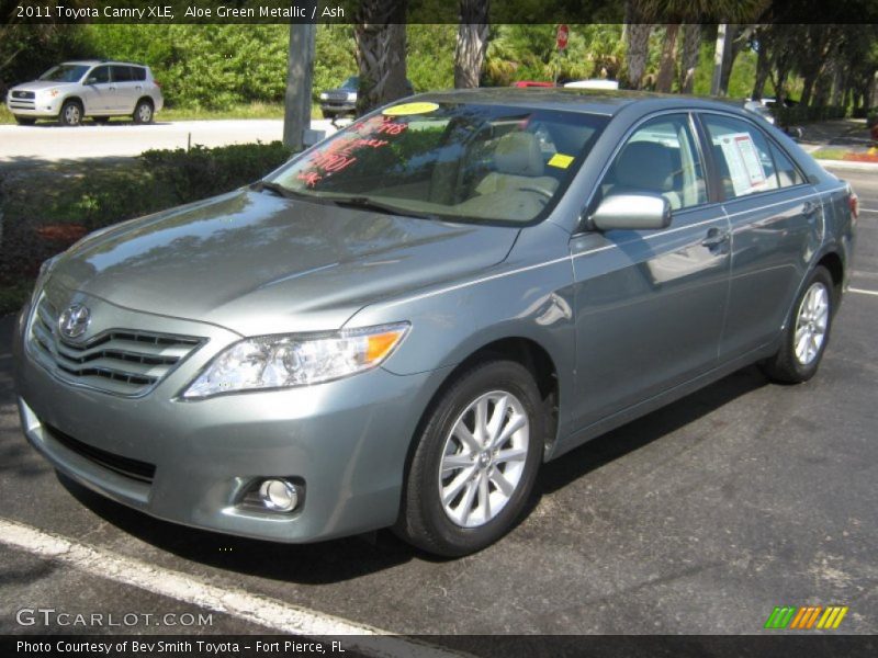 Aloe Green Metallic / Ash 2011 Toyota Camry XLE