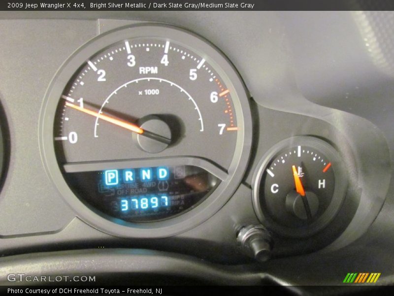Bright Silver Metallic / Dark Slate Gray/Medium Slate Gray 2009 Jeep Wrangler X 4x4
