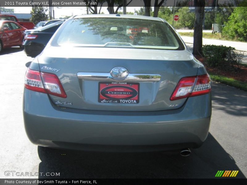 Aloe Green Metallic / Ash 2011 Toyota Camry XLE