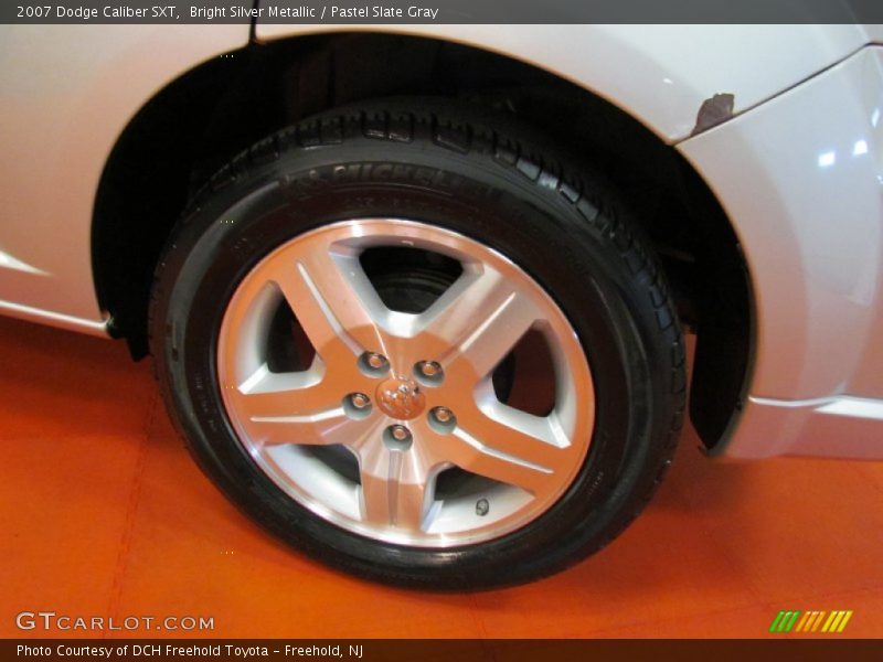 Bright Silver Metallic / Pastel Slate Gray 2007 Dodge Caliber SXT