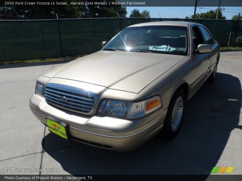 Harvest Gold Metallic / Medium Parchment 2000 Ford Crown Victoria LX Sedan
