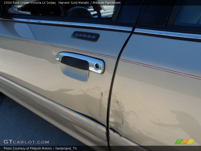 Harvest Gold Metallic / Medium Parchment 2000 Ford Crown Victoria LX Sedan