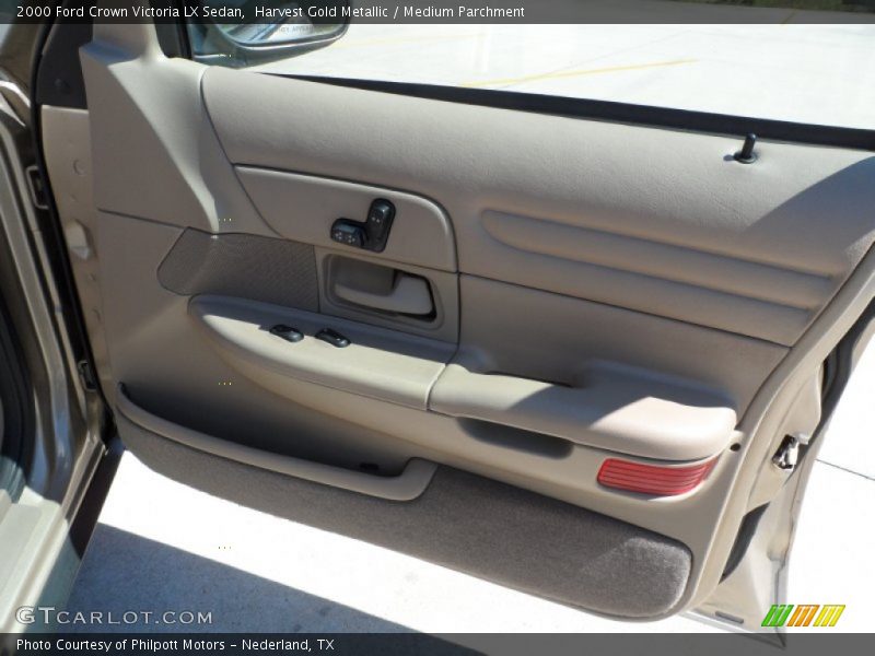 Harvest Gold Metallic / Medium Parchment 2000 Ford Crown Victoria LX Sedan