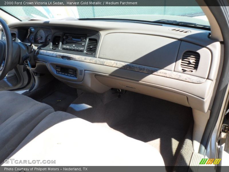 Harvest Gold Metallic / Medium Parchment 2000 Ford Crown Victoria LX Sedan