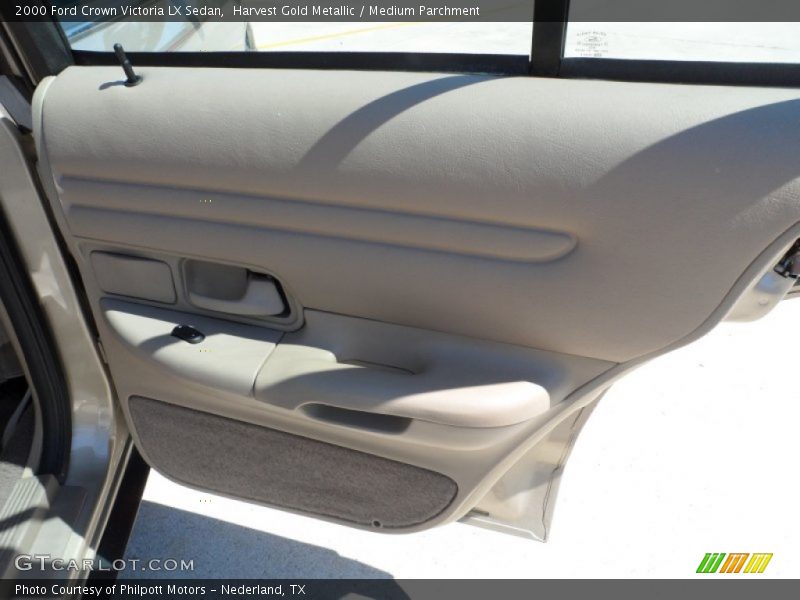 Harvest Gold Metallic / Medium Parchment 2000 Ford Crown Victoria LX Sedan