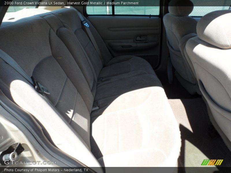 Harvest Gold Metallic / Medium Parchment 2000 Ford Crown Victoria LX Sedan
