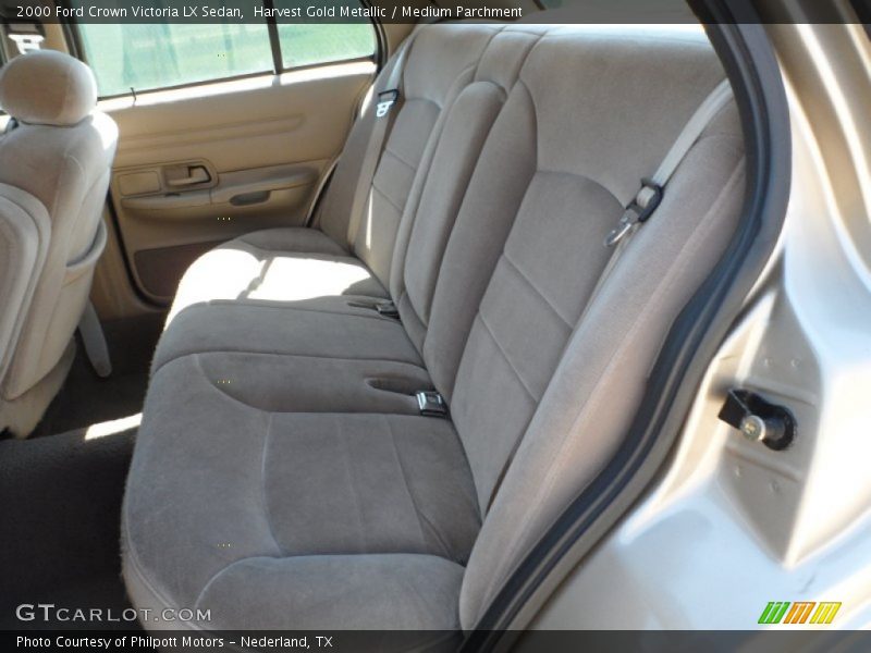 Harvest Gold Metallic / Medium Parchment 2000 Ford Crown Victoria LX Sedan