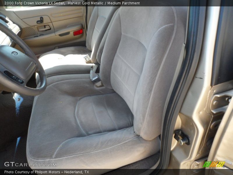 Harvest Gold Metallic / Medium Parchment 2000 Ford Crown Victoria LX Sedan