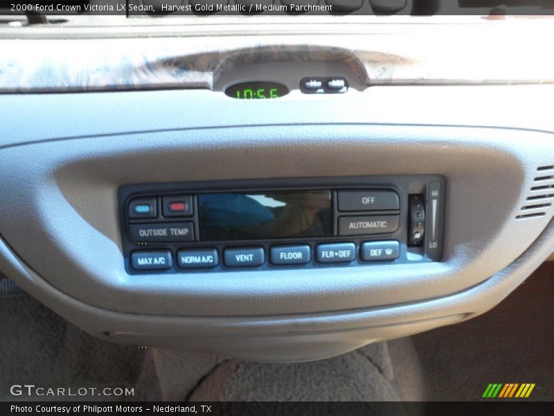 Harvest Gold Metallic / Medium Parchment 2000 Ford Crown Victoria LX Sedan