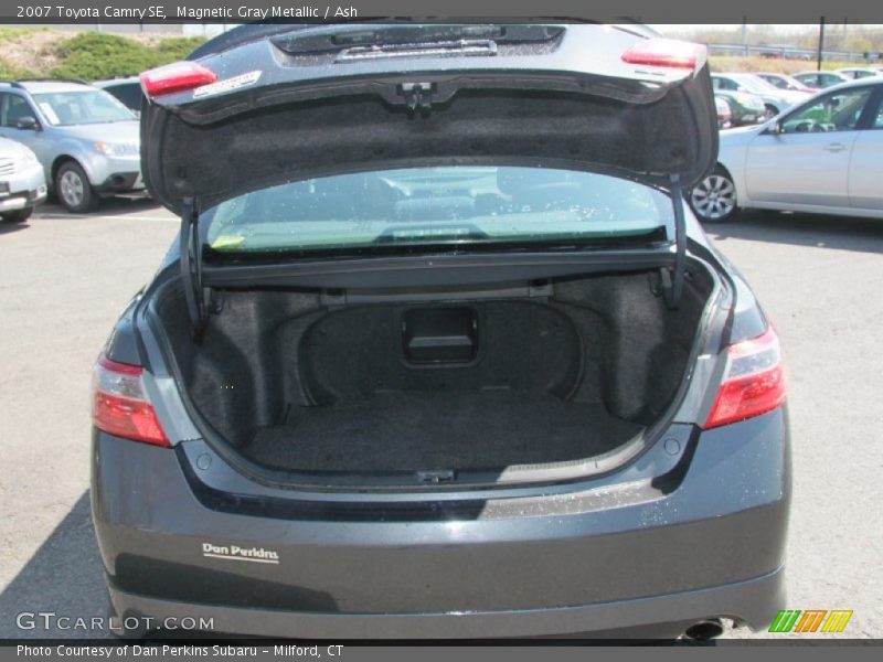 Magnetic Gray Metallic / Ash 2007 Toyota Camry SE