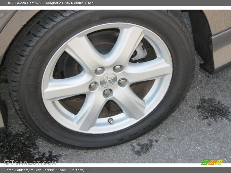 Magnetic Gray Metallic / Ash 2007 Toyota Camry SE