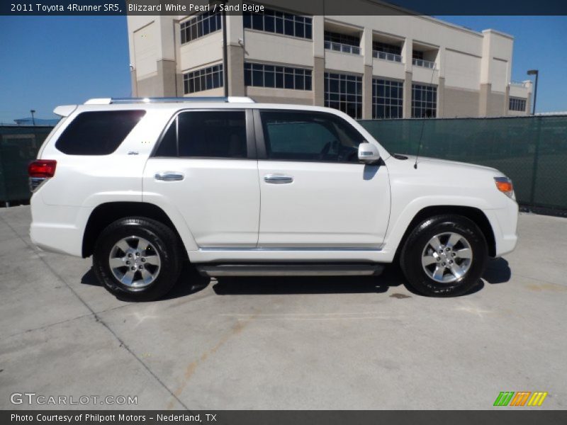 Blizzard White Pearl / Sand Beige 2011 Toyota 4Runner SR5