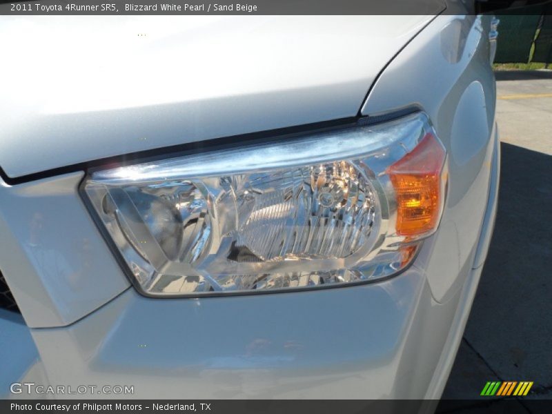 Blizzard White Pearl / Sand Beige 2011 Toyota 4Runner SR5