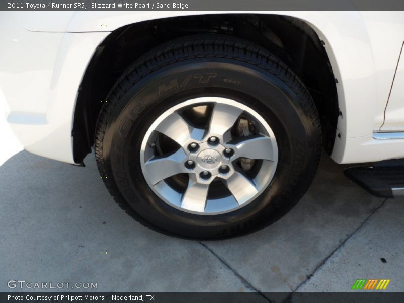 Blizzard White Pearl / Sand Beige 2011 Toyota 4Runner SR5