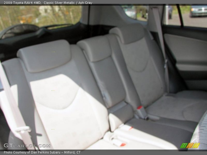 Classic Silver Metallic / Ash Gray 2009 Toyota RAV4 4WD