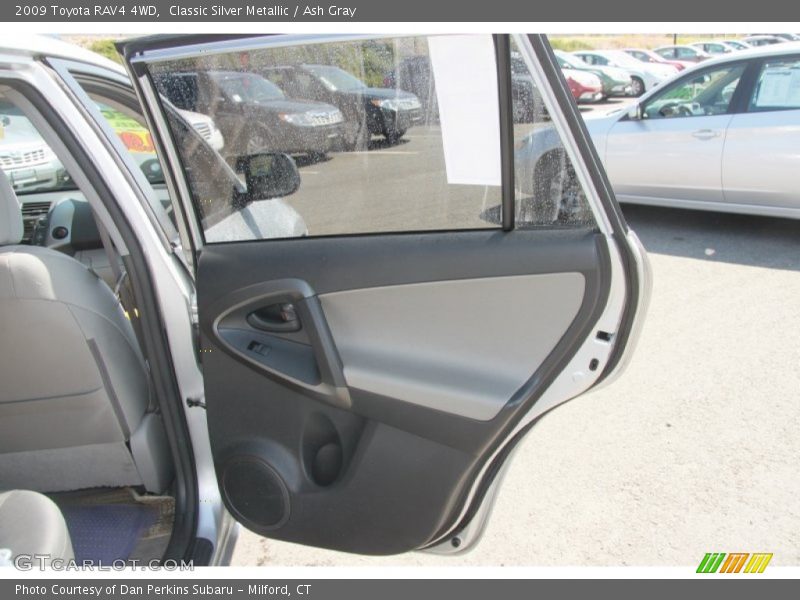 Classic Silver Metallic / Ash Gray 2009 Toyota RAV4 4WD