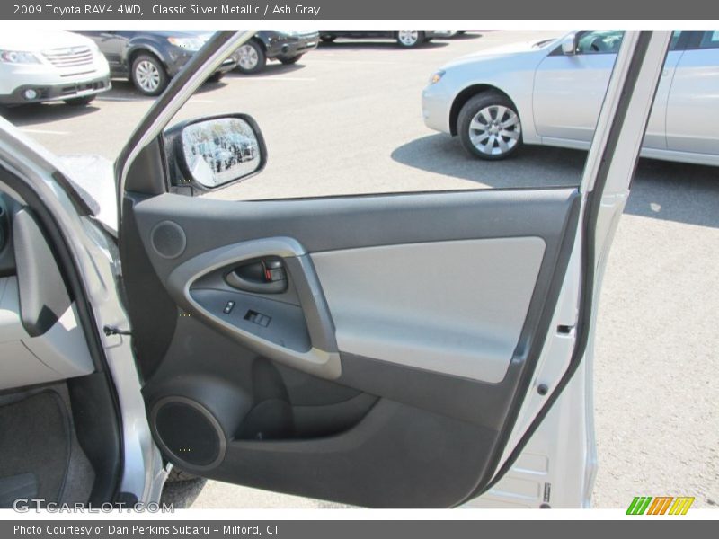 Classic Silver Metallic / Ash Gray 2009 Toyota RAV4 4WD