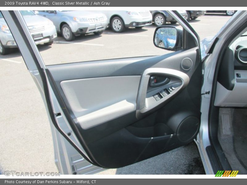 Classic Silver Metallic / Ash Gray 2009 Toyota RAV4 4WD