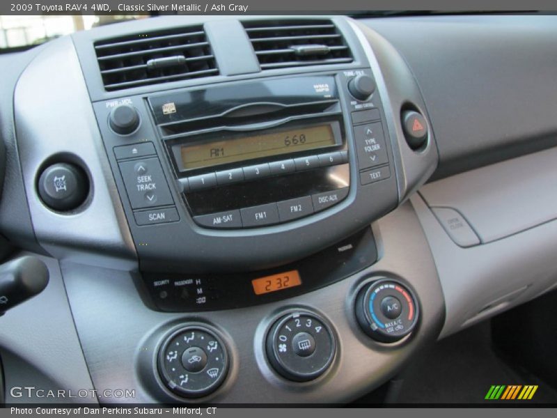 Classic Silver Metallic / Ash Gray 2009 Toyota RAV4 4WD