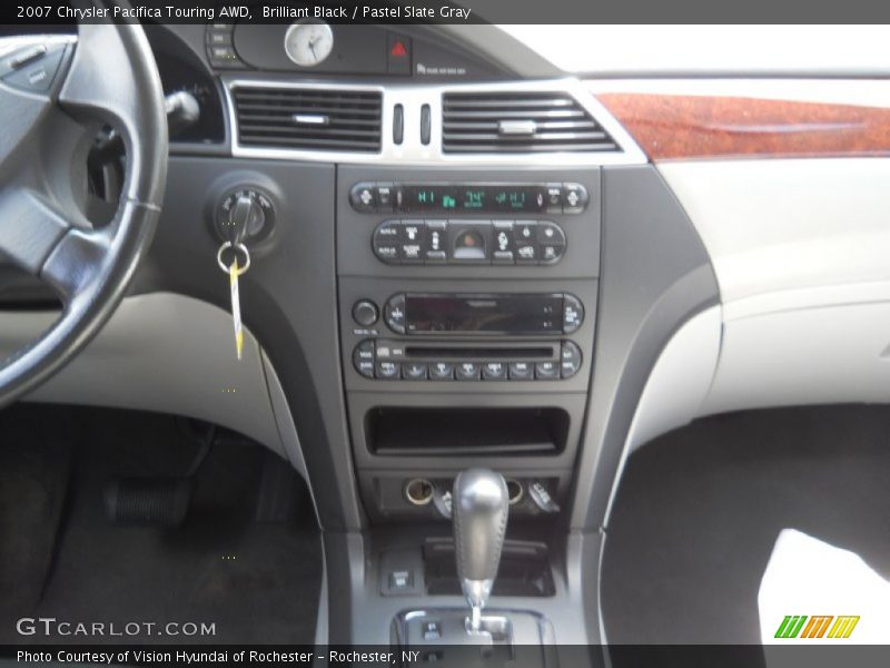 Brilliant Black / Pastel Slate Gray 2007 Chrysler Pacifica Touring AWD