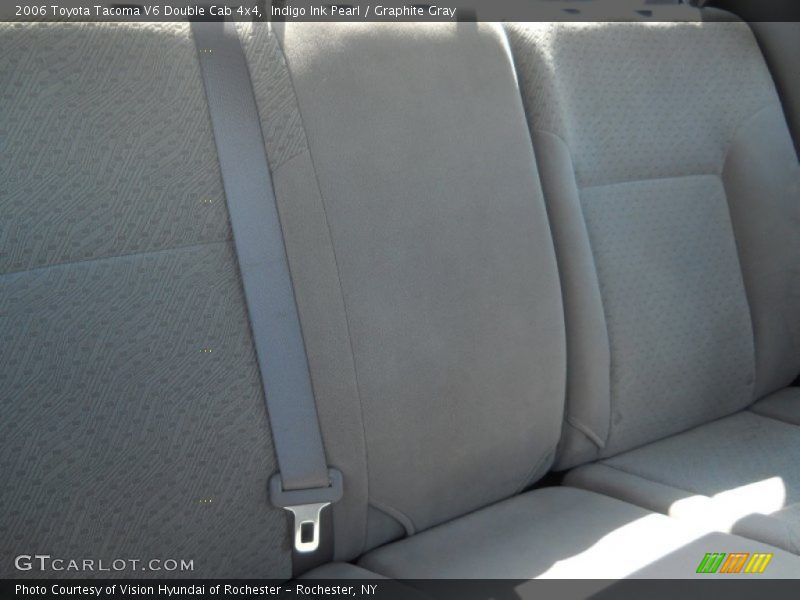 Indigo Ink Pearl / Graphite Gray 2006 Toyota Tacoma V6 Double Cab 4x4