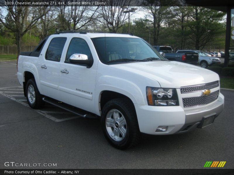 Summit White / Ebony 2009 Chevrolet Avalanche Z71 4x4
