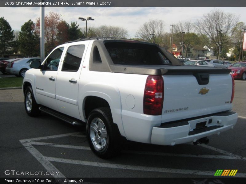Summit White / Ebony 2009 Chevrolet Avalanche Z71 4x4
