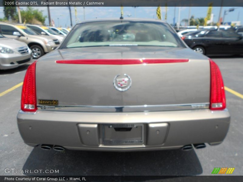 Radiant Bronze Metallic / Cashmere 2006 Cadillac DTS