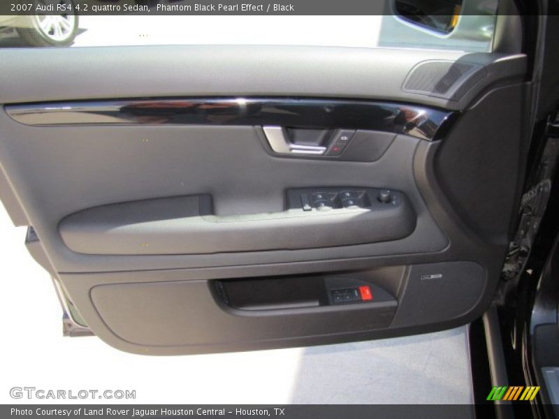 Door Panel of 2007 RS4 4.2 quattro Sedan