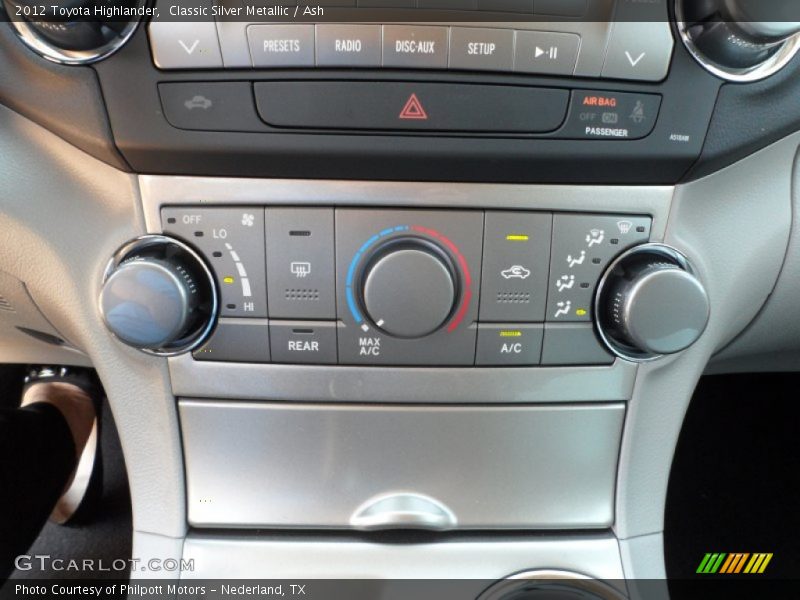 Classic Silver Metallic / Ash 2012 Toyota Highlander