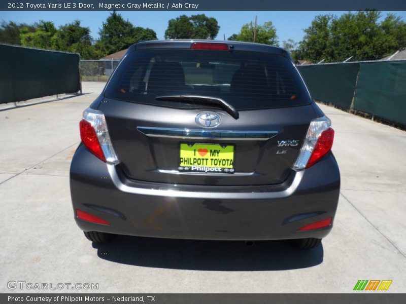 Magnetic Gray Metallic / Ash Gray 2012 Toyota Yaris LE 3 Door