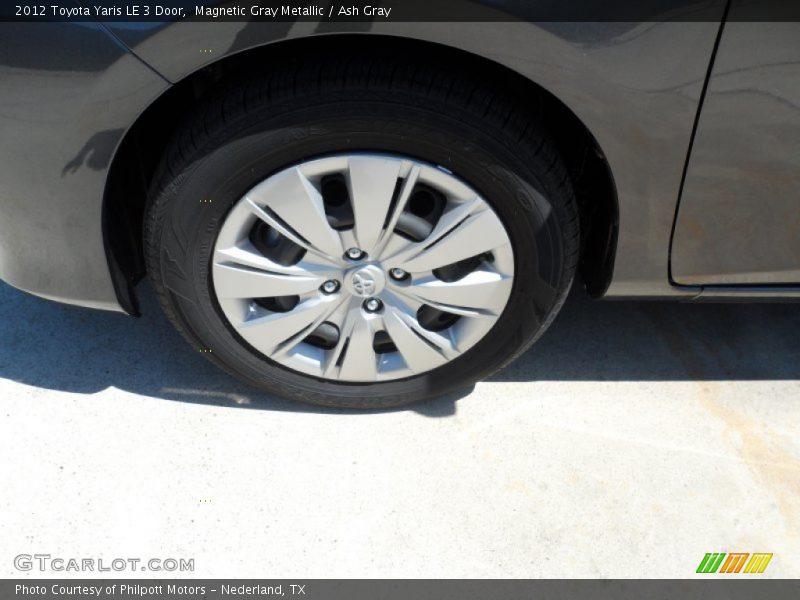 Magnetic Gray Metallic / Ash Gray 2012 Toyota Yaris LE 3 Door