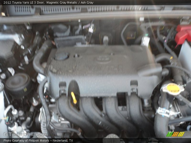 Magnetic Gray Metallic / Ash Gray 2012 Toyota Yaris LE 3 Door