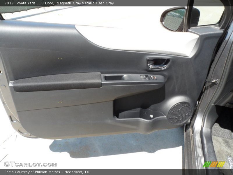 Magnetic Gray Metallic / Ash Gray 2012 Toyota Yaris LE 3 Door