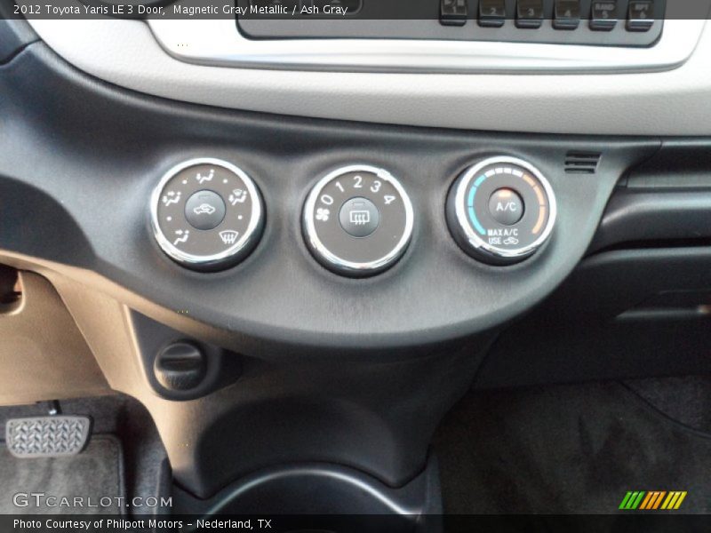 Magnetic Gray Metallic / Ash Gray 2012 Toyota Yaris LE 3 Door